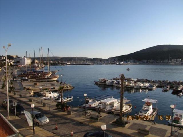 Ufuk Otel Çeşme Exterior photo